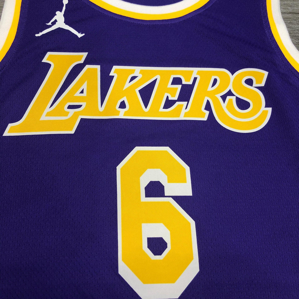 Regata Los Angeles Lakers Statement Edition