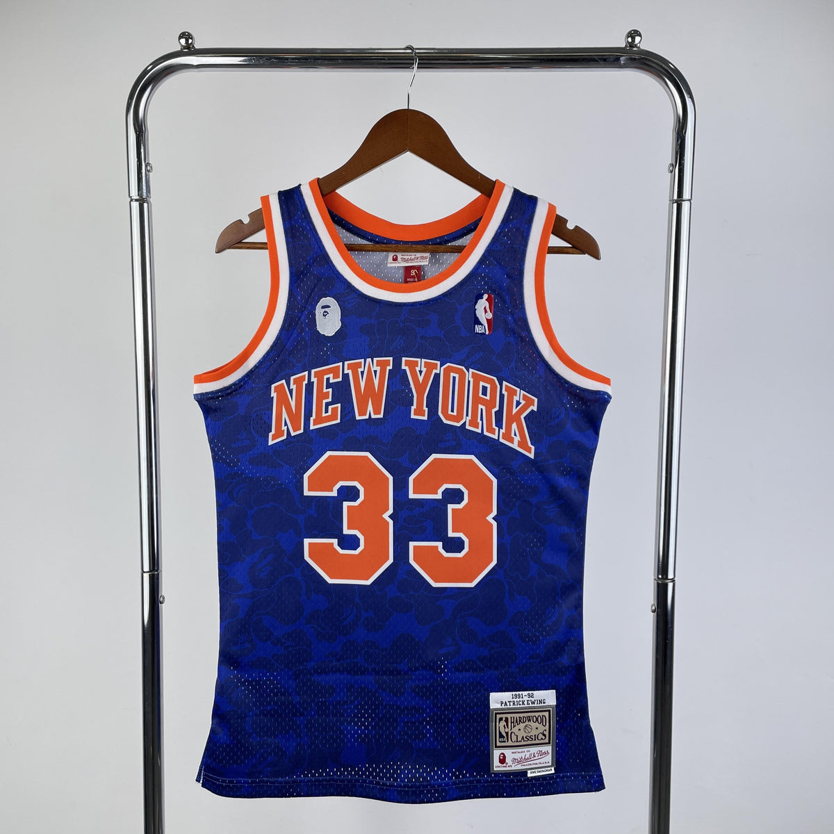 Regata Swingman BAPE X New York Knicks Mitchell & Ness Hardwood Classics 1991/92