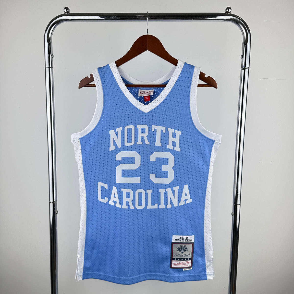 Regata Swingman Michael Jordan University Of North Carolina Mitchell & Ness Hardwood Classics 1983