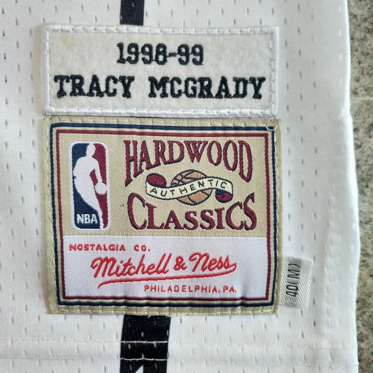 Regata Authentic Toronto Raptors Mitchell & Ness Hardwood Classics Branca 1998-99