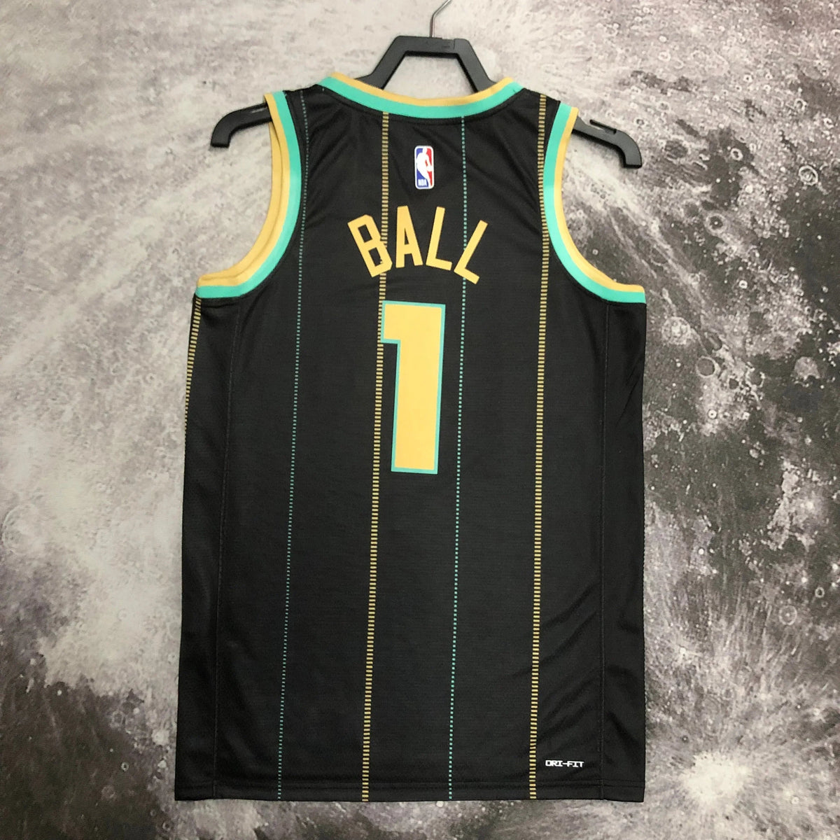 Regata Charlotte Hornets City Edition 22/23