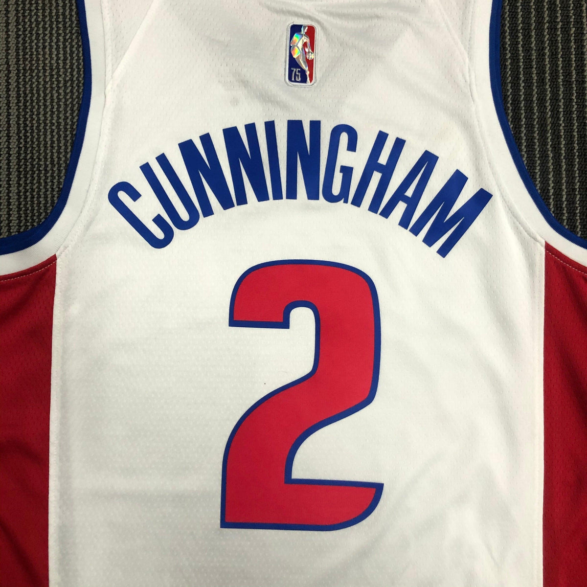 Regata Detroit Pistons Association Edition