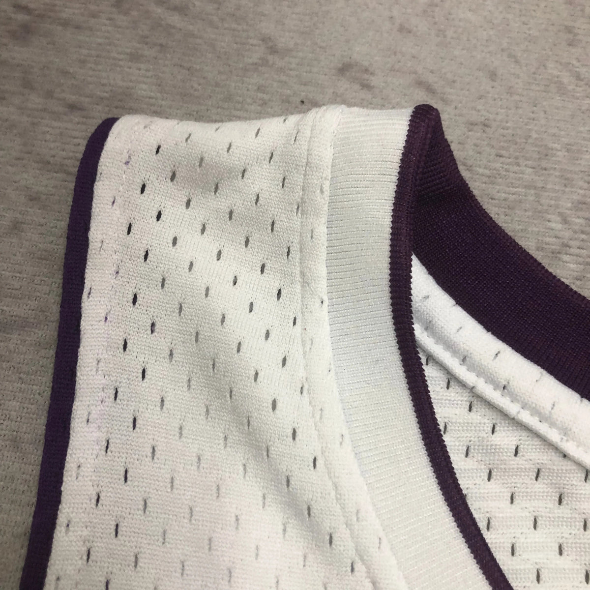 Regata Swingman Los Angeles Lakers Mitchell & Ness Hardwood Classics 2009/10