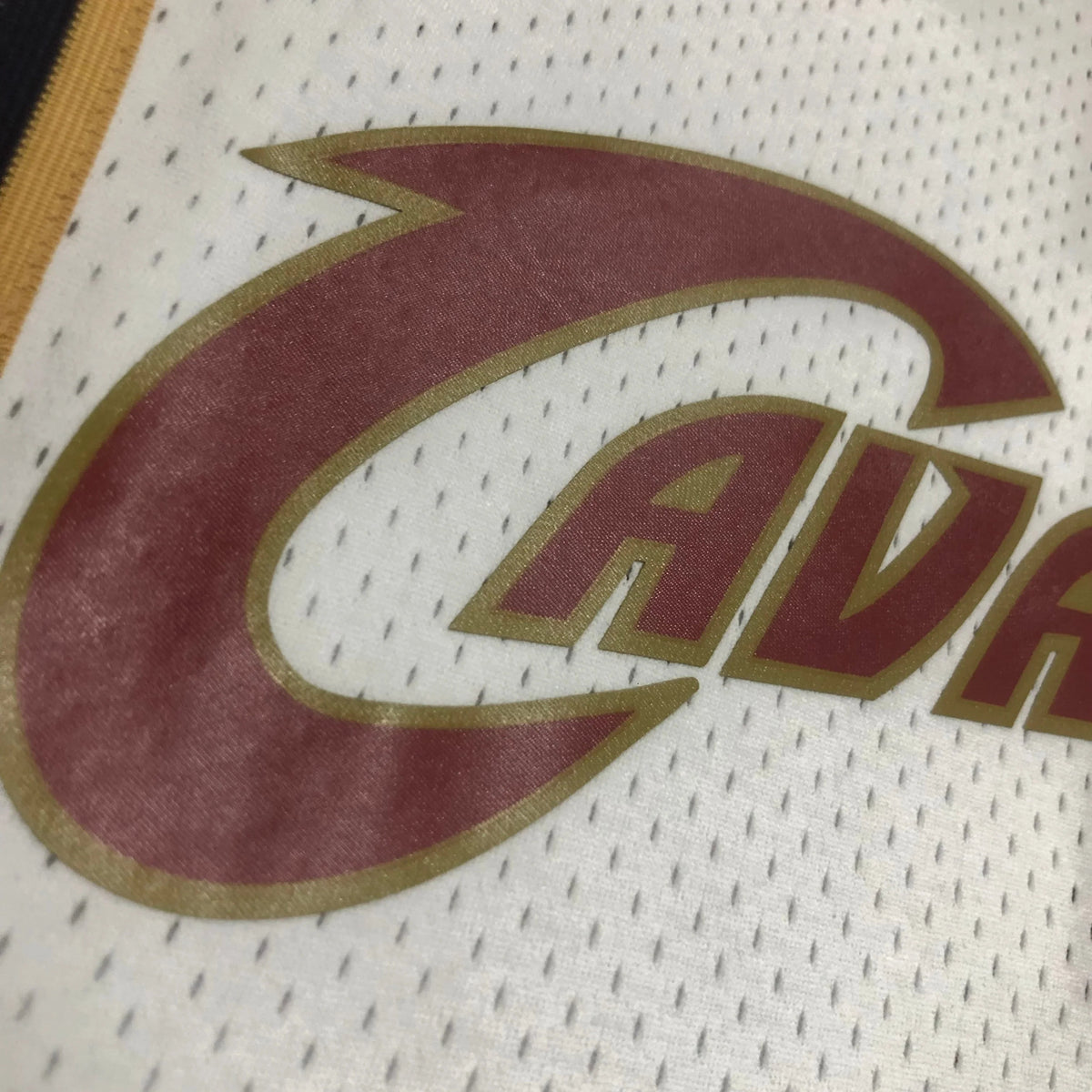 Regata Swingman Cleveland Cavaliers Mitchell & Ness Branca Hardwood Classics 2003/04