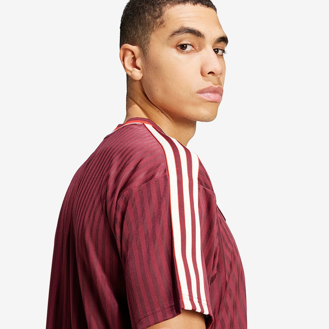 Camisa adidas Originals Bayern de Munique 2025/26 Terrace Icon